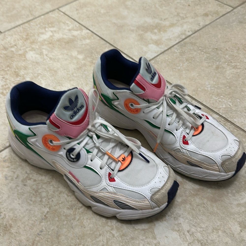 Adidas Astir Sneaker